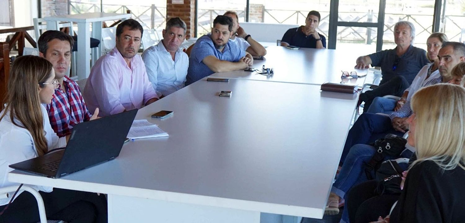 Proyectan una aplicación con ofertas de comercios y cambios en el estacionamiento medido