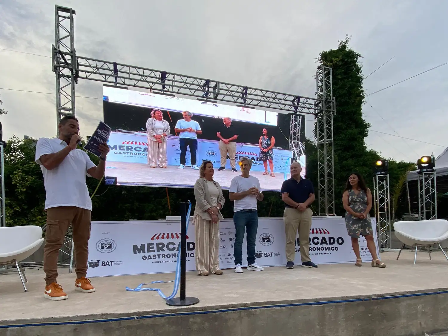 Petrantonio, Funaro, Duringer y Bellver inauguraron el Mercado Gastronómico.