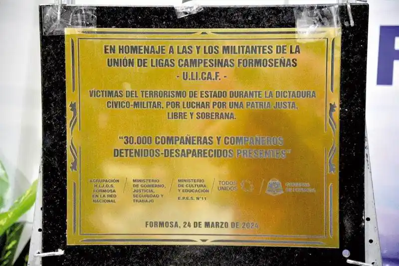 Memoria, Verdad y Justicia: Gildo Insfrán 
encabezó el acto de homenaje a las víctimas