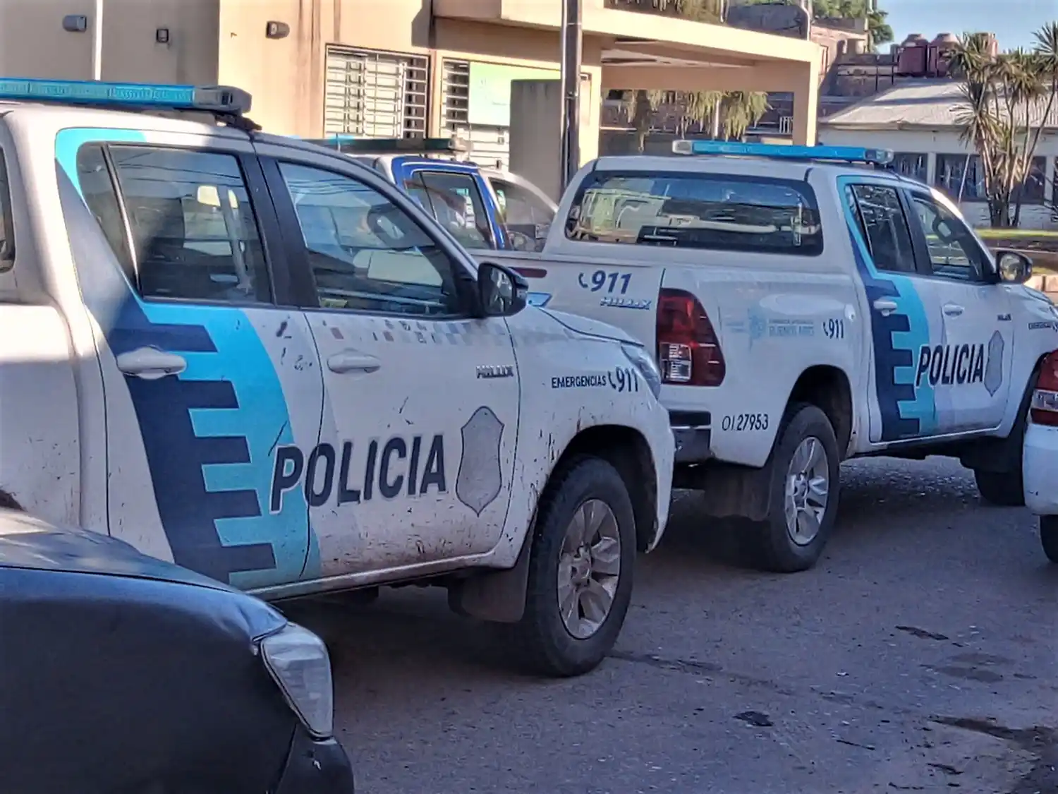 Batahola en la zona de Mateo Sbert y Brenan entre 40 personas, con dos heridos trasladados al Hospital