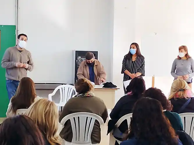 Reunión para diagramar la reapertura de los comedores