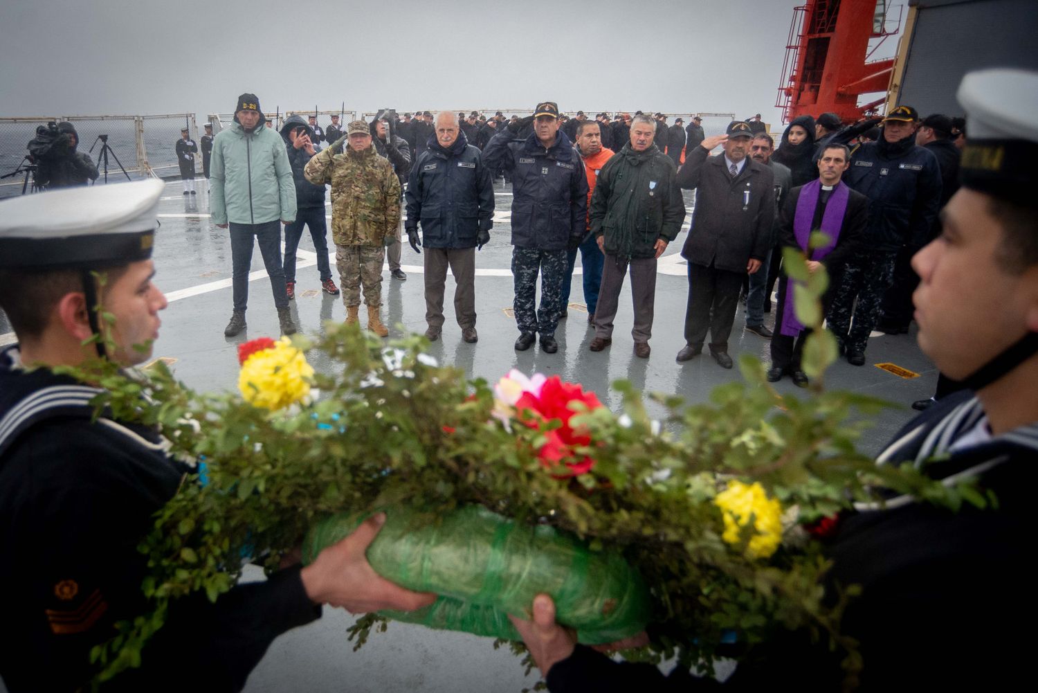 Tributo a las víctimas y héroes del Crucero General Belgrano