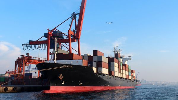Abril dejó un superávit comercial de US$ 1.411 millones