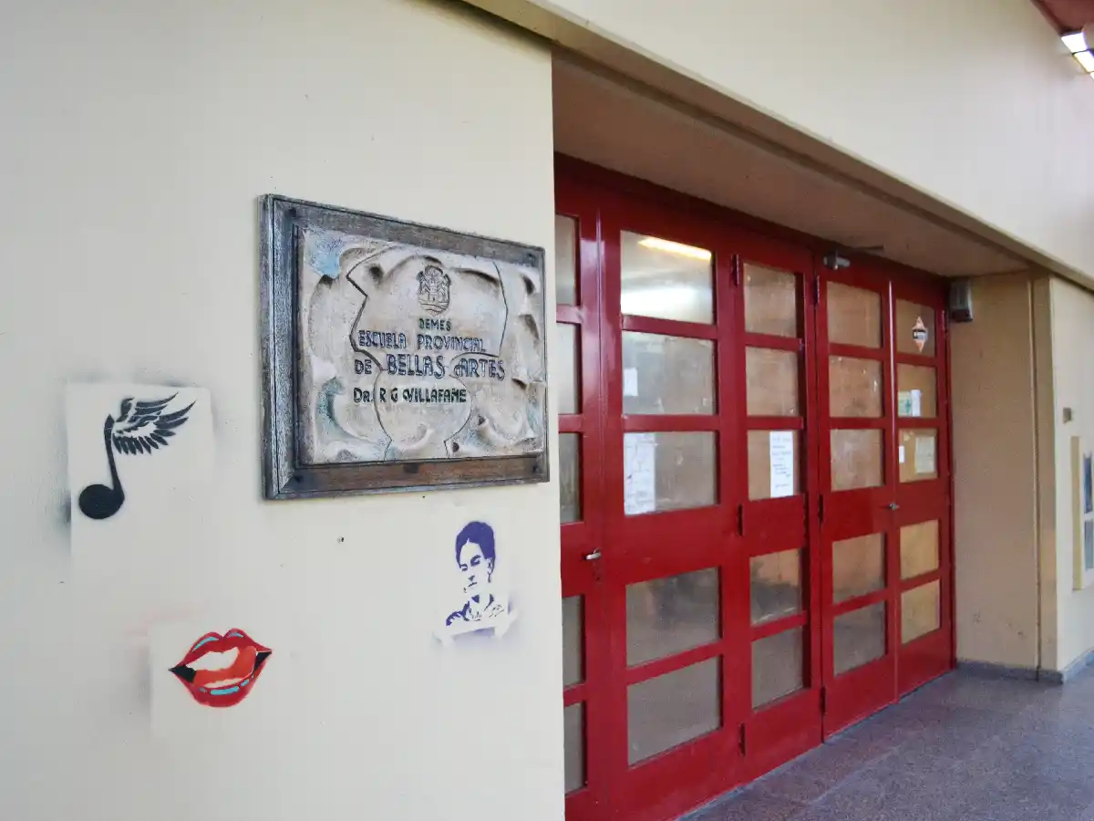 Gran expectativa por el concurso de isologotipo para la escuela de Bellas Artes 