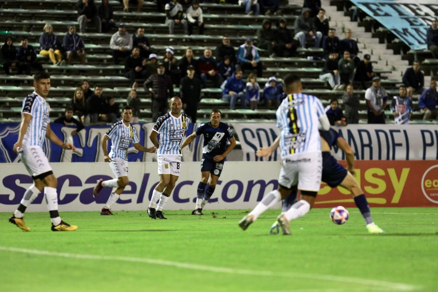 Alvarado viajó para buscar su segundo triunfo