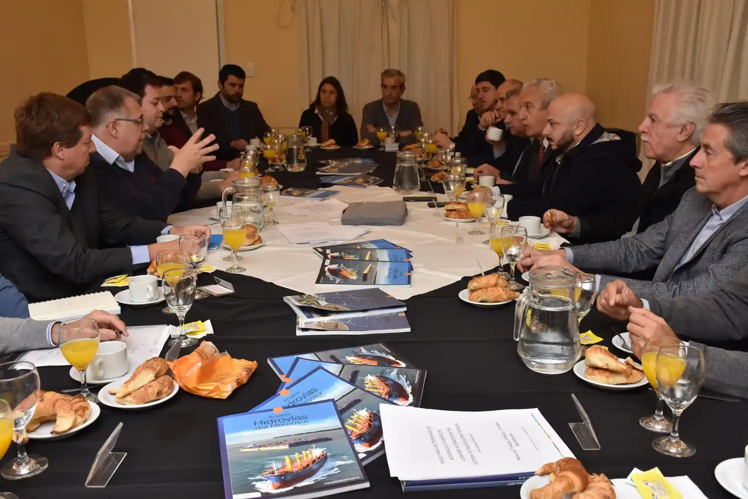 Santa Fe busca participar de los términos para licitar la Hidrovía