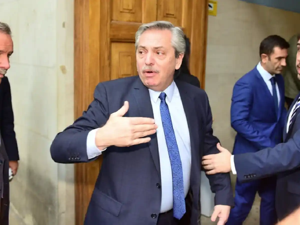 Alberto Fernández dijo a la CGT que "no habrá" reforma laboral si es presidente