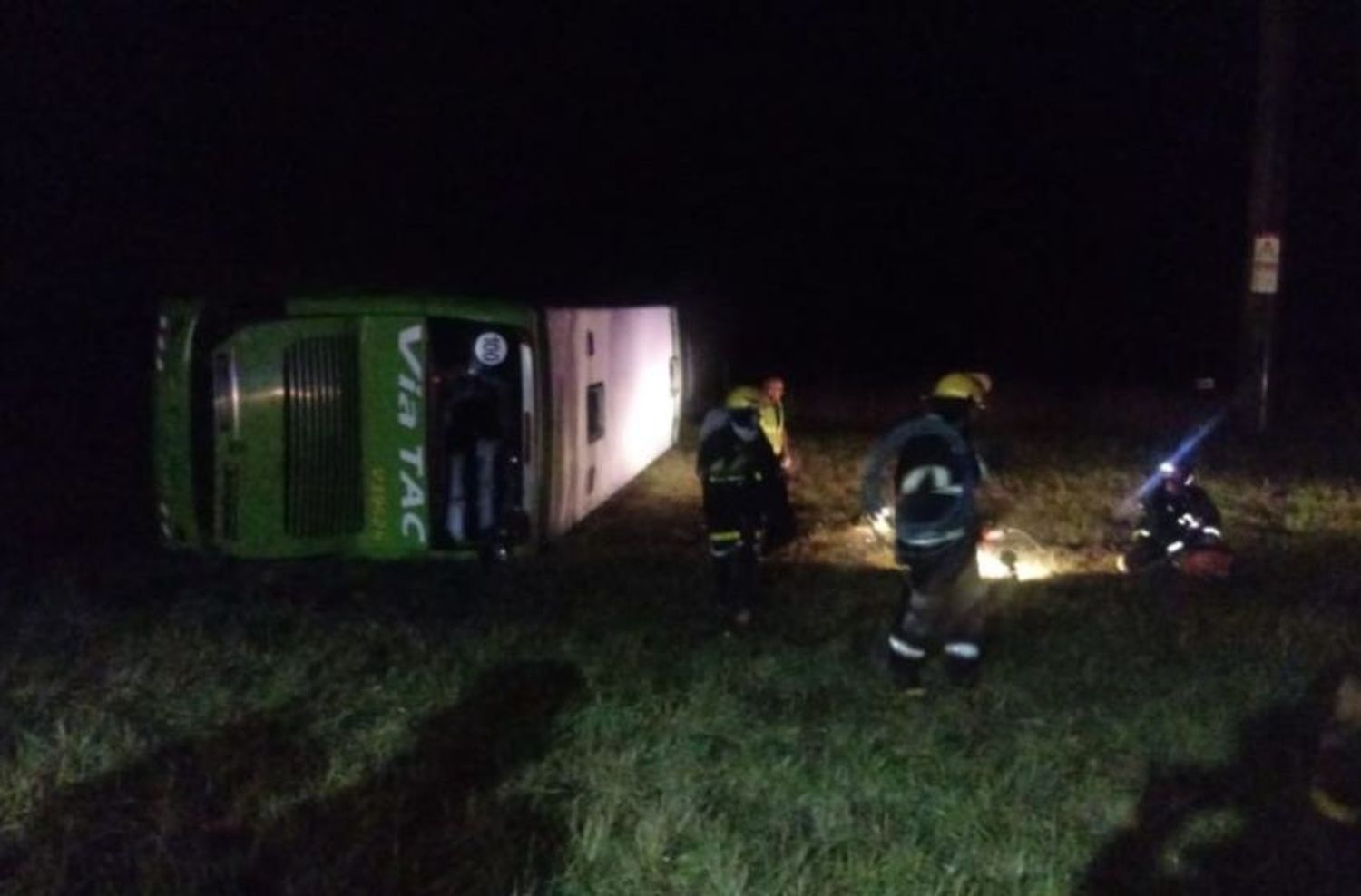 Un micro que salió de Mar del Plata protagonizó un vuelco fatal