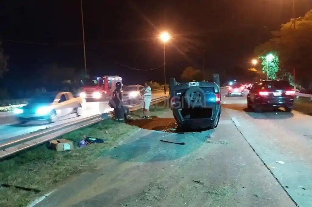 Tremendo accidente en la avenida de Circunvalación ex Mar Argentino