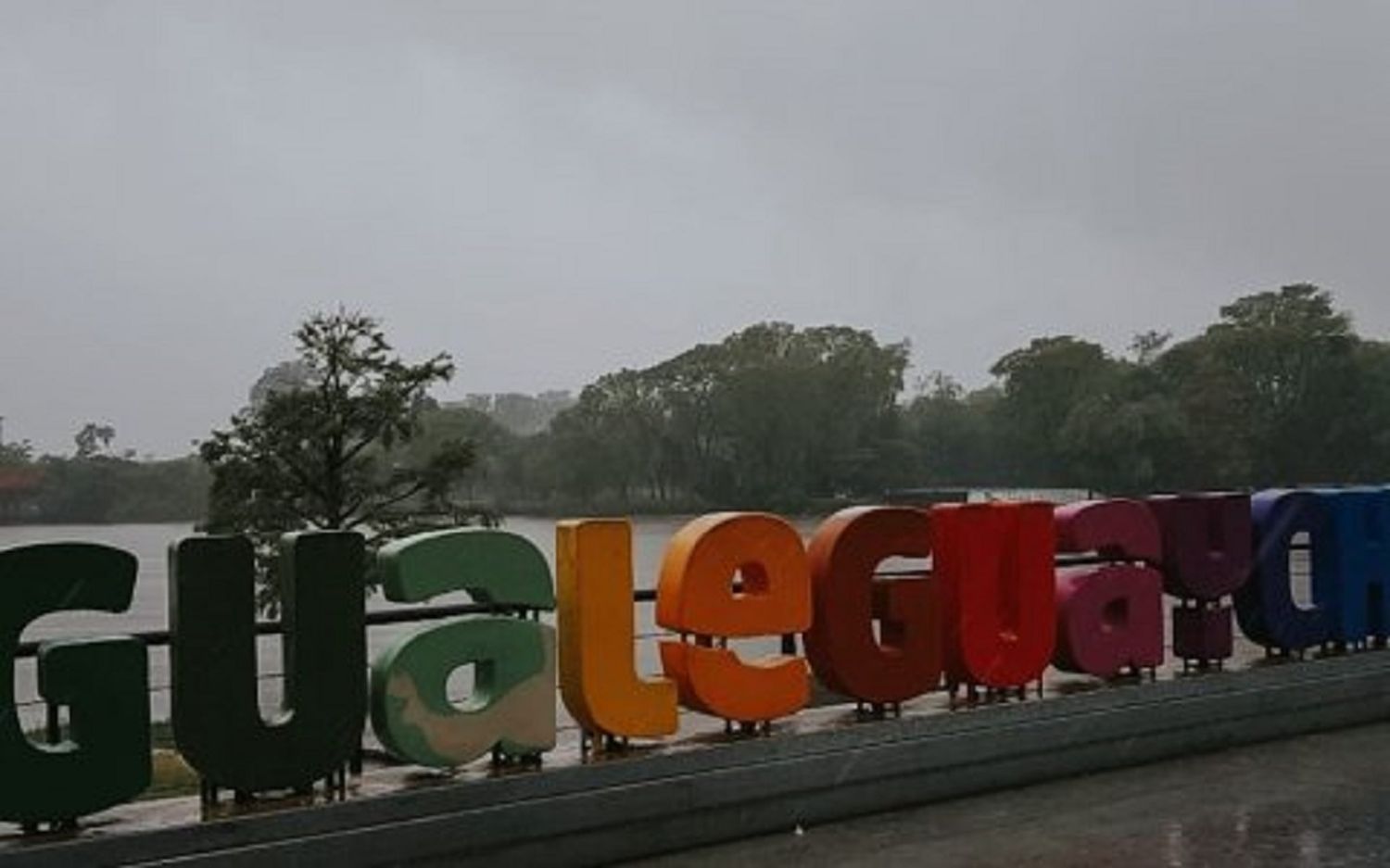 Domingo lluvioso en la ciudad: ¿cómo sigue el clima durante la semana?