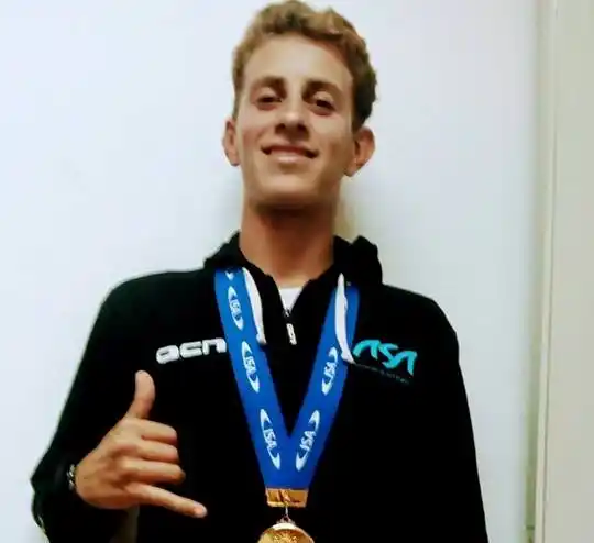 Los surfistas argentinos comienzan a competir en Portugal