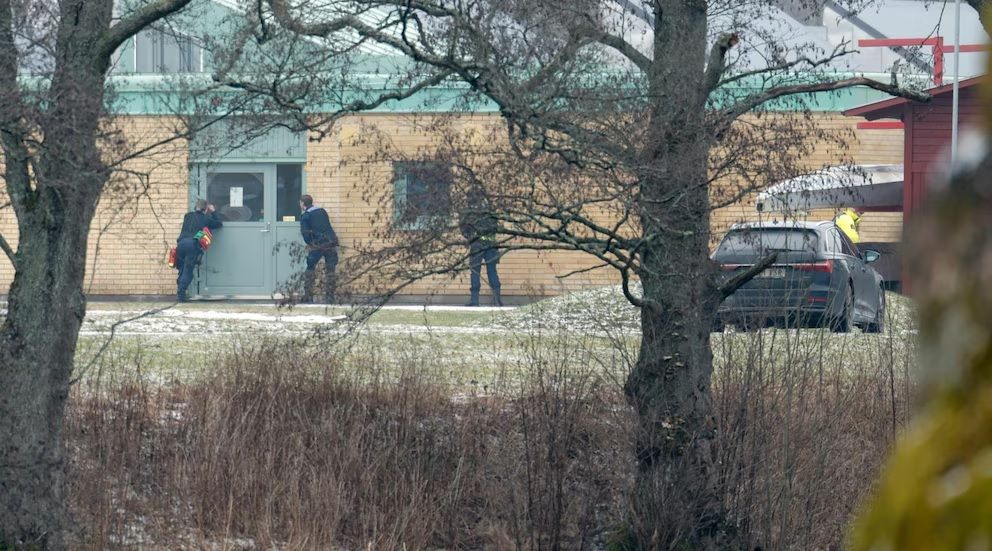 La Policía describió el hecho como "un intento de asesinato, incendio provocado y delito agravado con armas"
