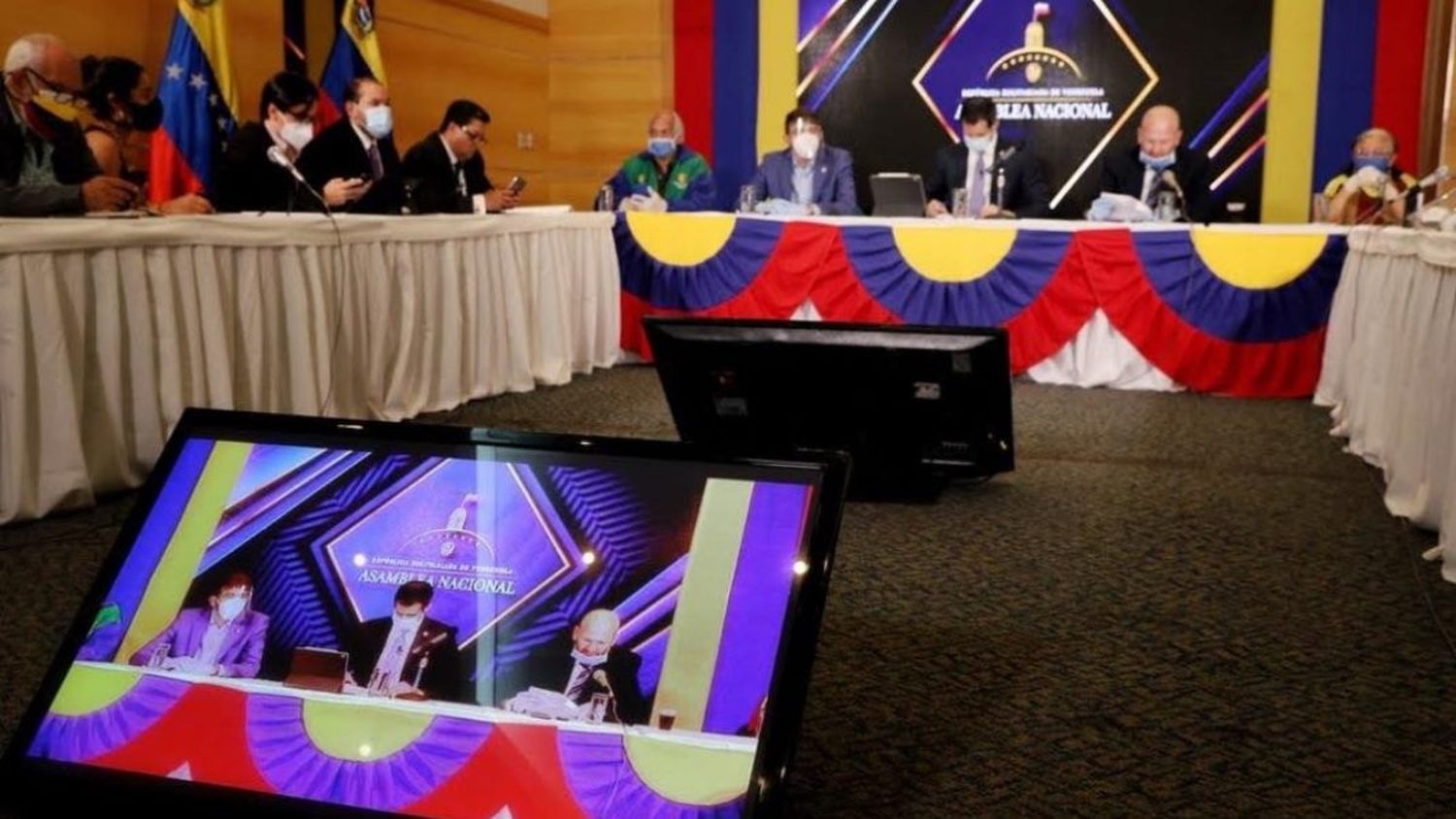 ¿AN EN EL EXILIO? Condición de que el próximo presidente del Parlamento viva afuera deja de lado a AD