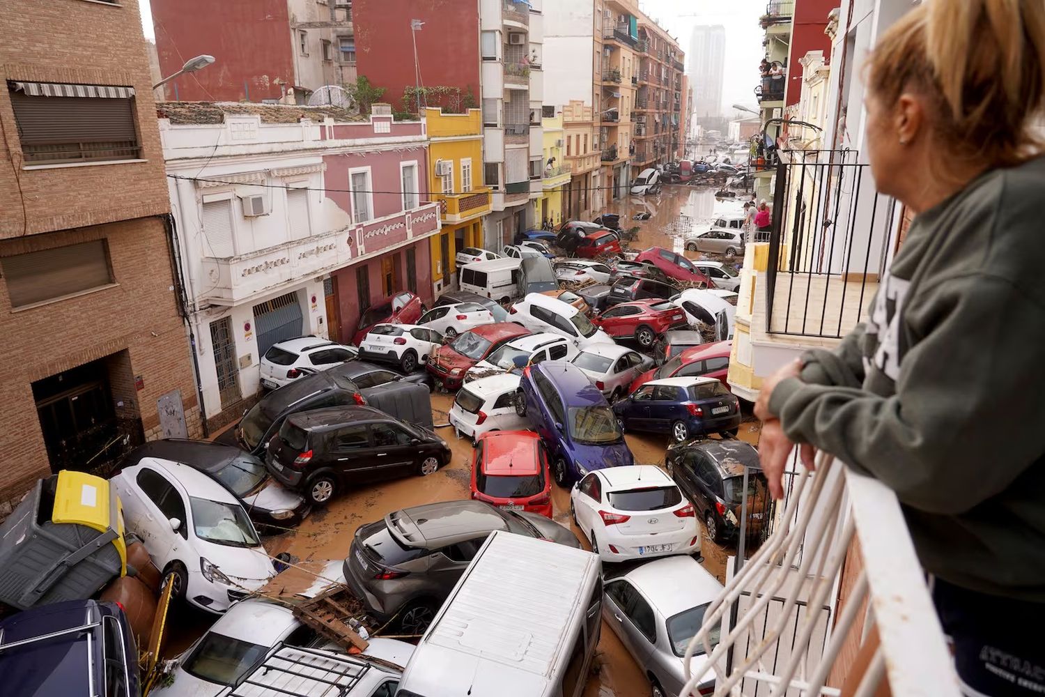 Son más de 90 los muertos por las inundaciones en Valencia