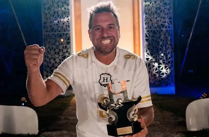 El ex jugador de Newells Sebastián Cobelli se consagró en El Hotel de los Famosos 2