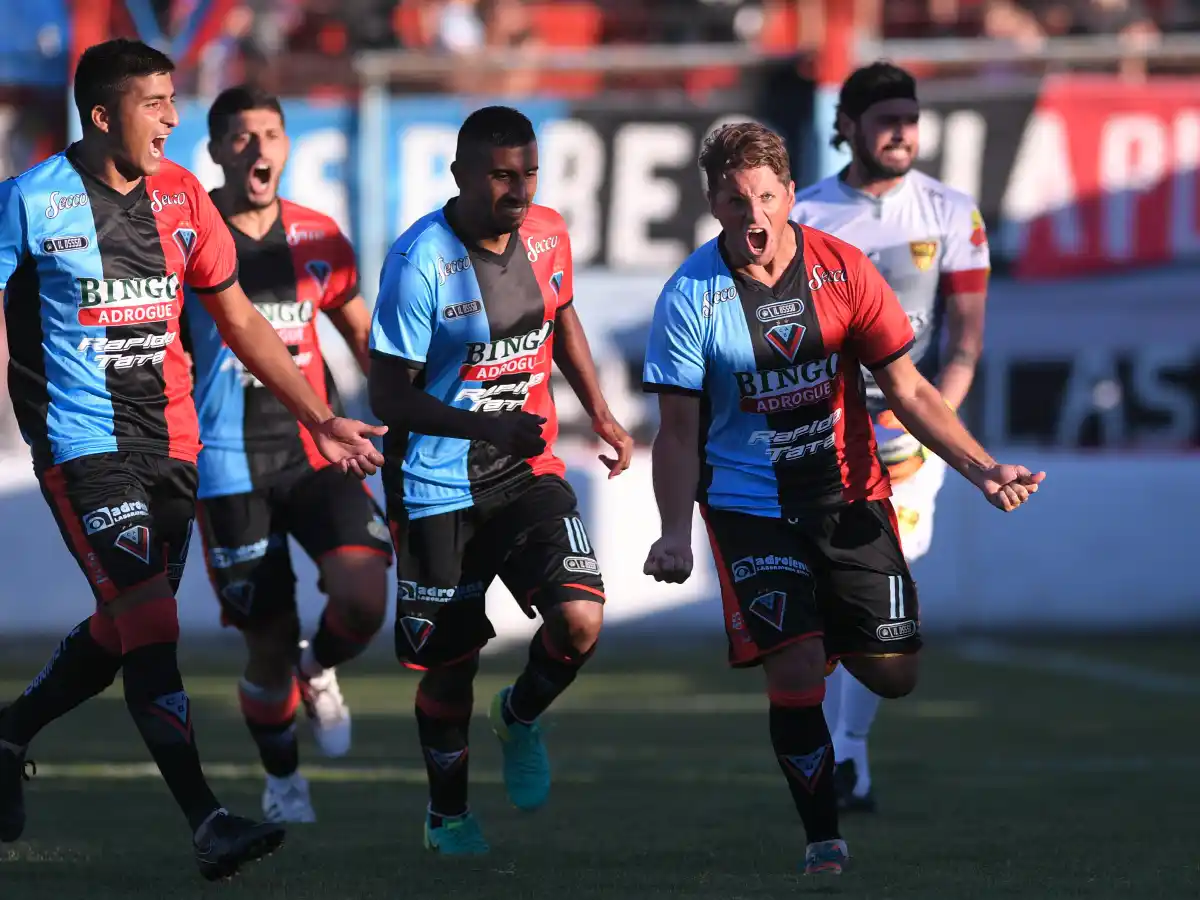 Fue empate en Adrogué