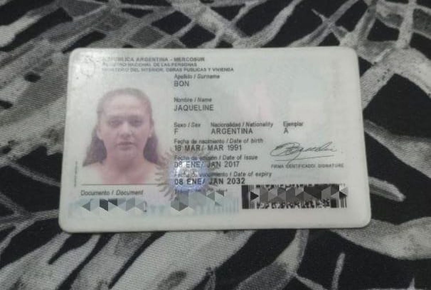 Encontraron DNI de Jaqueline Bon