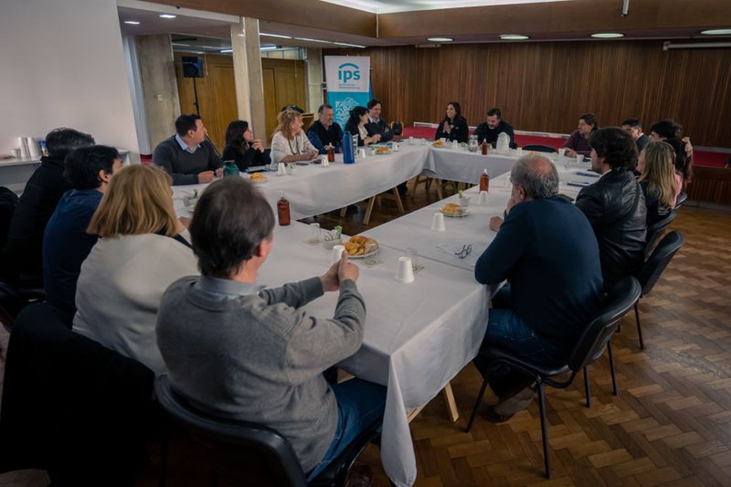 IPS bonaerense garantizó al Frente Docente el pago del 25% de aumento para maestros jubilados