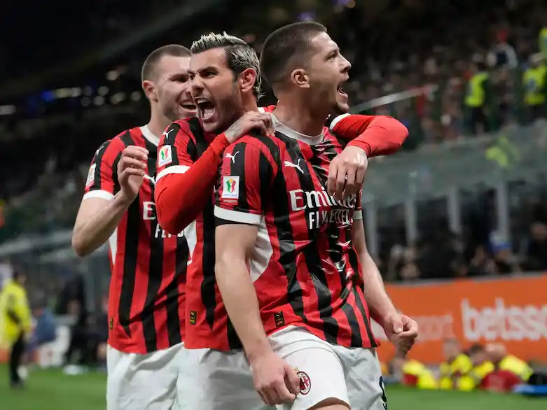 Milan goleó en el clásico a Inter y se metió en la final de la Copa Italia