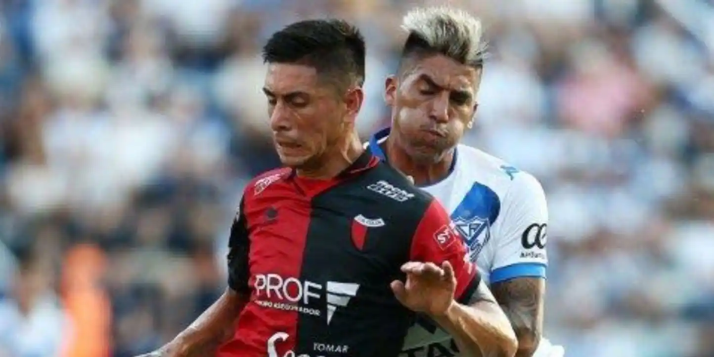 Vélez se enfrenta al Colón de Lavallén