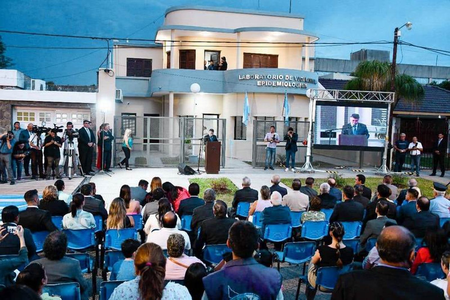 Cuando el pueblo se apropia de lo 
que siente suyo, perdura en el tiempo