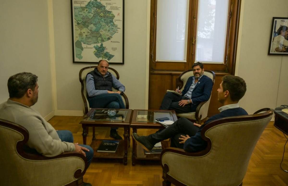 El intendente Pablo Garate se reunió con Verónica Magario y Carlos Bianco