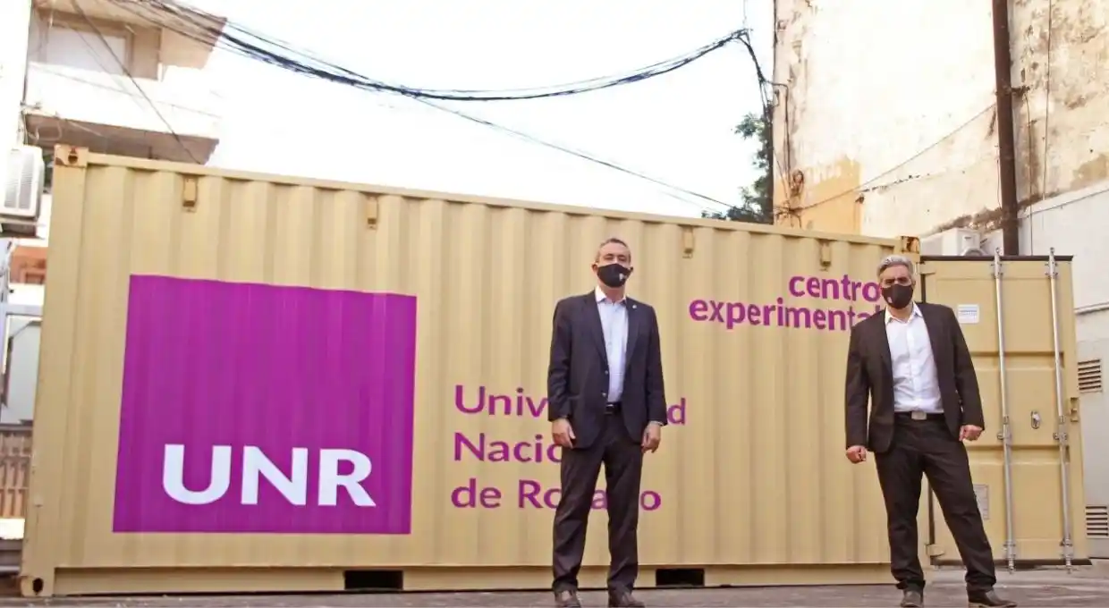 “Quieren impedir que instalemos Base Científica de la @UNRoficial en el Humedal”