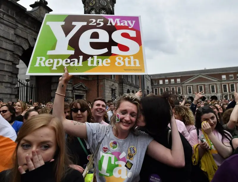 Irlanda apoya legalizar el aborto en un referéndum histórico