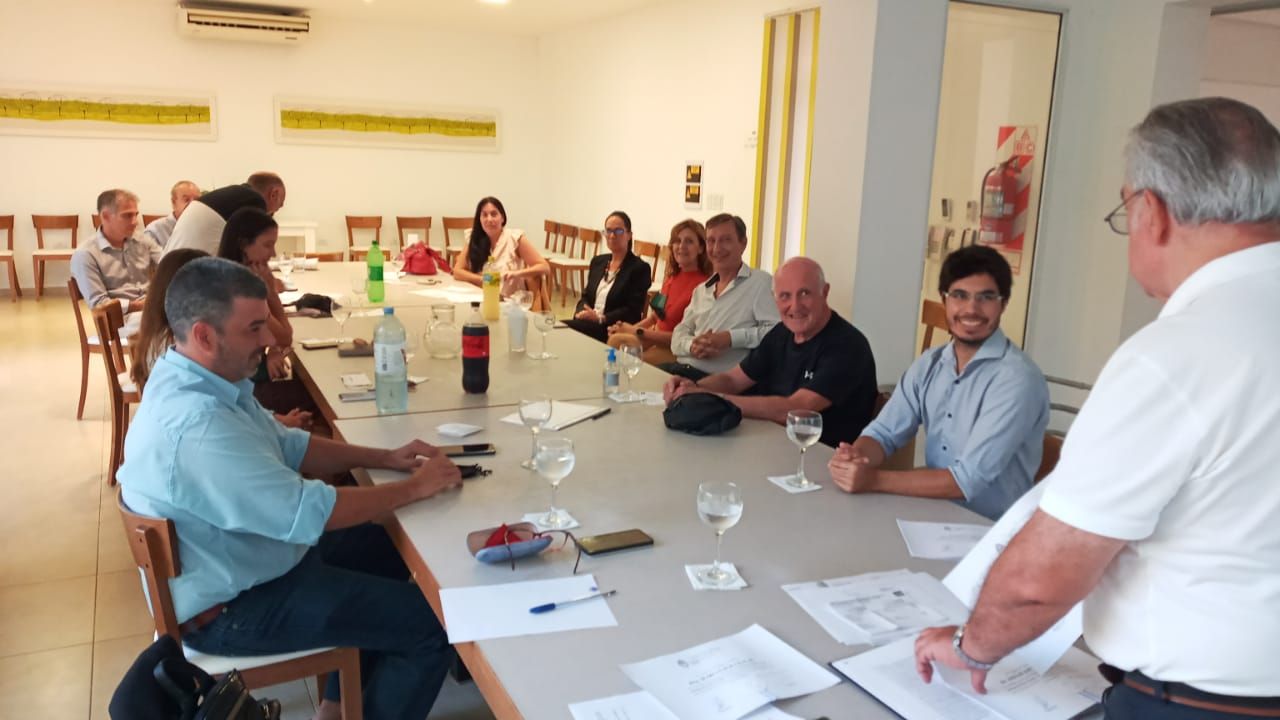 El Círculo de Contadores de San Pedro se reúne periódicamente y ahora invita a una capacitación gratuita.