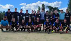 Horacio Peccín juega en el Metropolitano de hockey