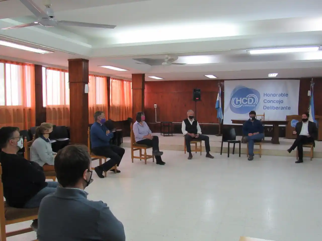 Larroque: informaron sobre nuevas habilitaciones y acerca del panorama sanitario