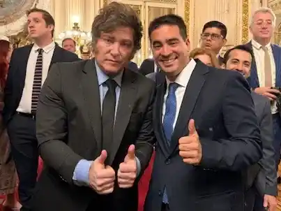 Milei compartirá su primera actividad pública con Adrián Ravier tras designarlo como vocero presidencial