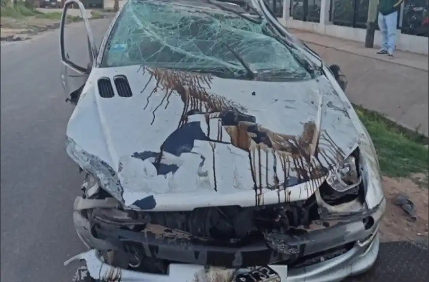 Murió un joven de 20 años tras volcar un auto en Circunvalación