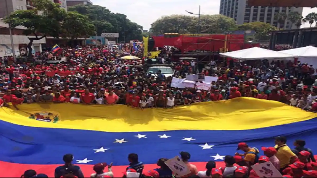 EN APOYO a MADURO y rumbo a la toma de posesión: oficialistas toman Caracas (+Fotos)