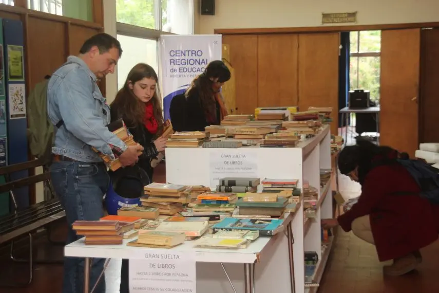 “Suelta de libros”