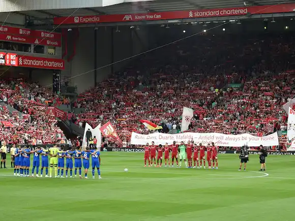 Emotivo homenaje del Liverpool en Anfield para despedir a Diogo Jota