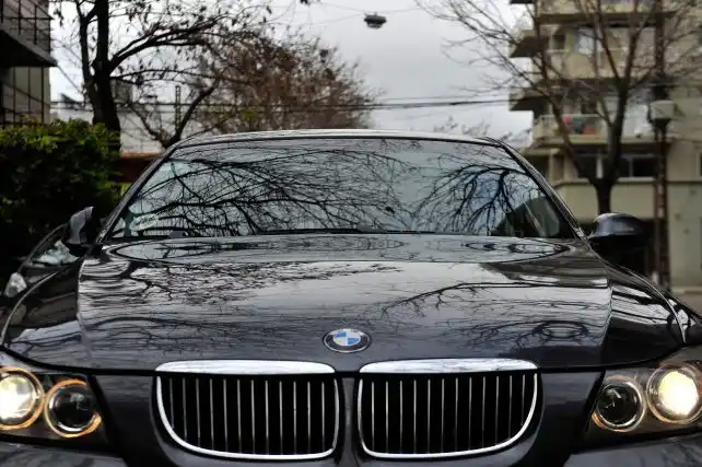 Dueños de autos de alta gama deben más de 94 millones de pesos