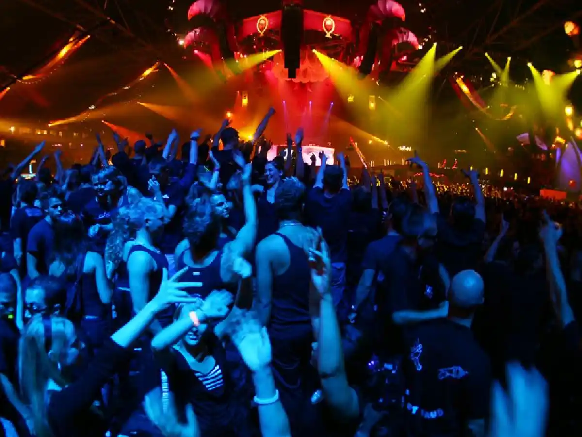 Cada vez es más difícil darse cuenta cuando alguien consume éxtasis, según la Sedronar