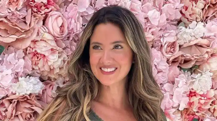 Daniel Arenas confirma romance con Daniela Álvarez