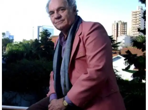 Hugo Arana habría sufrido un infarto