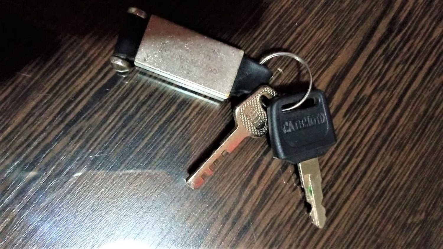 Encontraron este juego de llaves