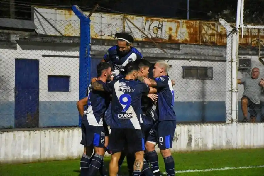 Ben Hur y Colón de San Justo, dos estilos que proponen el juego ofensivo