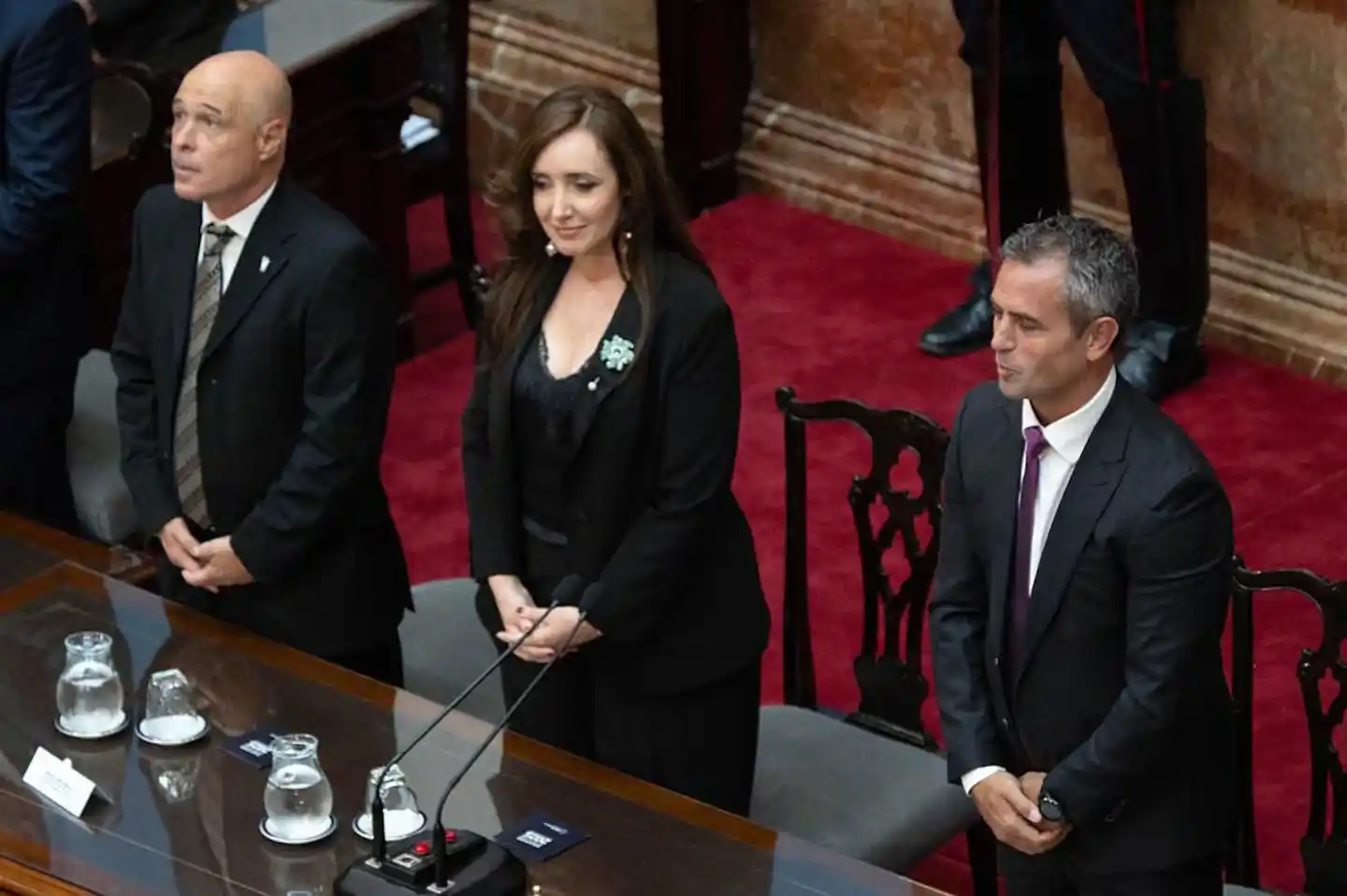 Aumento para senadores: Pasarán a cobrar $11,5 millones