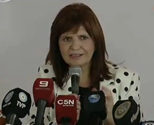 Triple fuga: "Iremos a fondo en las complicidades", dijo Bullrich