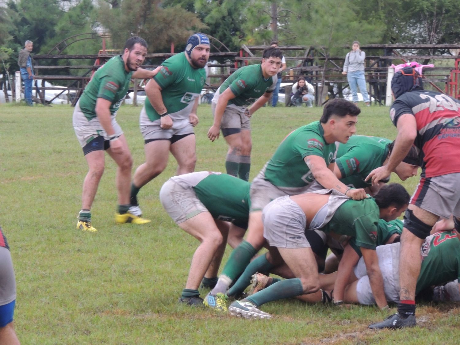 El partido fue arbitrado por nuestro conocido Jorge Pared y en la próxima fecha el Jockey Club jugará de local en la cancha emplazada en la zona del hipódromo local ante Colón RC. el venidero 28 del corriente mes.
