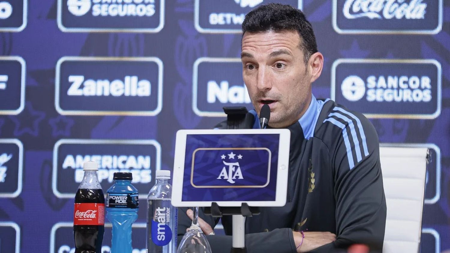 Scaloni: “Todavía no tenemos decidido si Messi va a jugar de arranque”