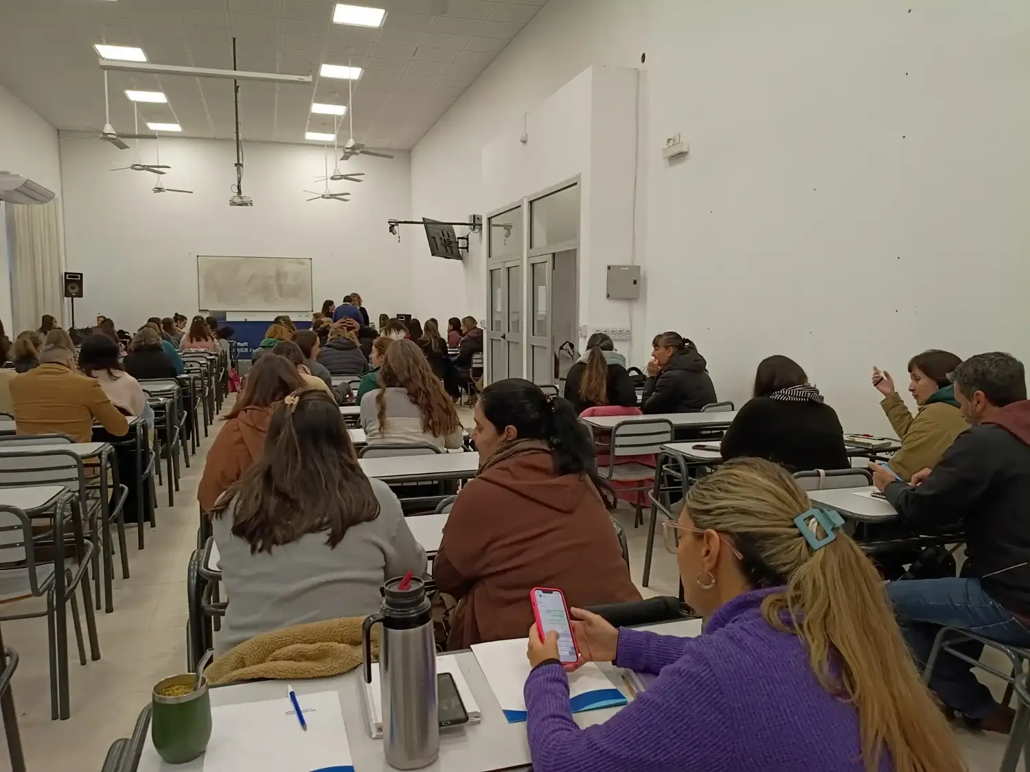 Realizaron una jornada de capacitación docente enfocada en cómo se evalúa a los estudiantes