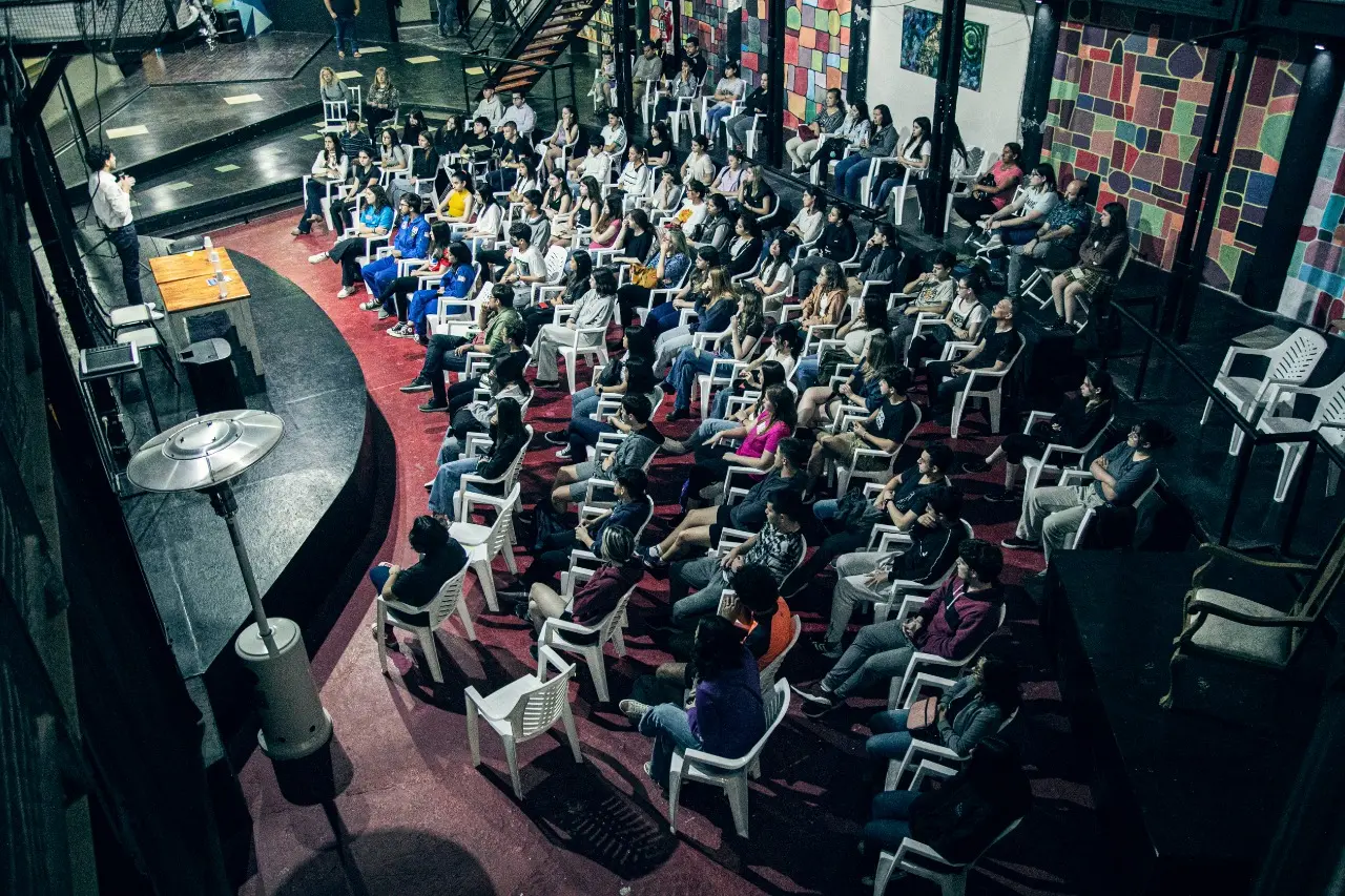 Alrededor de 100 jóvenes de San Pedro conocieron experiencias de intercambio estudiantil en Estados Unidos