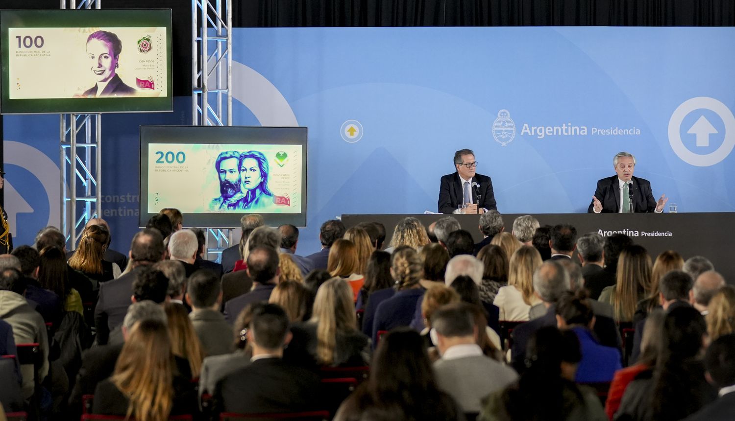 Fernández resaltó el rescate de los próceres en los billetes