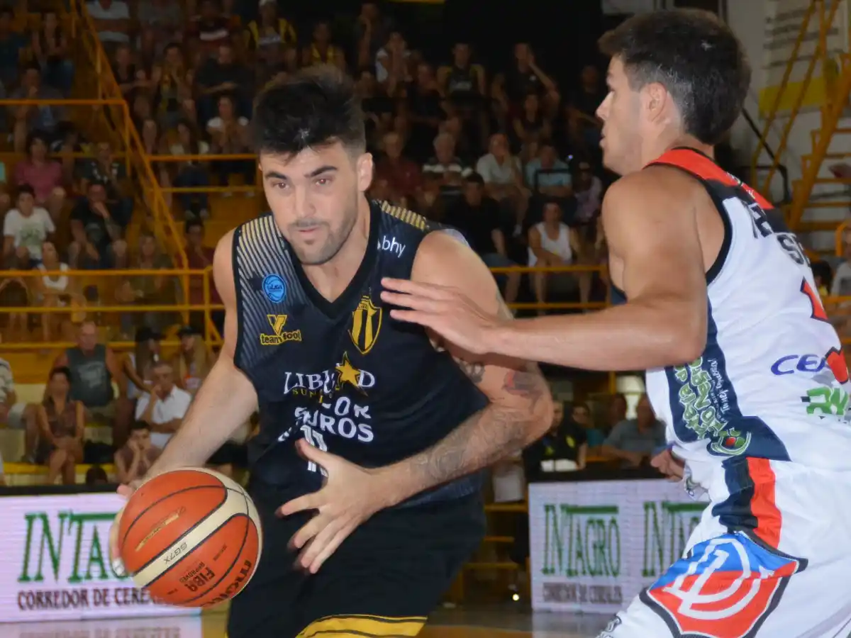 Libertad pegó primero de la mano de Bruno